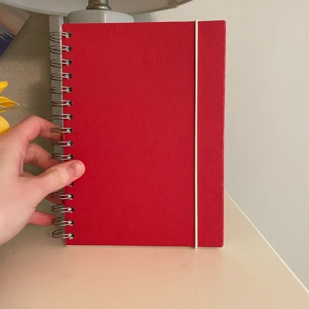 𝅺RED Unlined Notebook